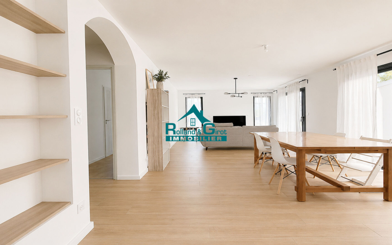 Maison 5 pièces 123 m² · à La Bouëxière · 122,8 m² · 341 900 €